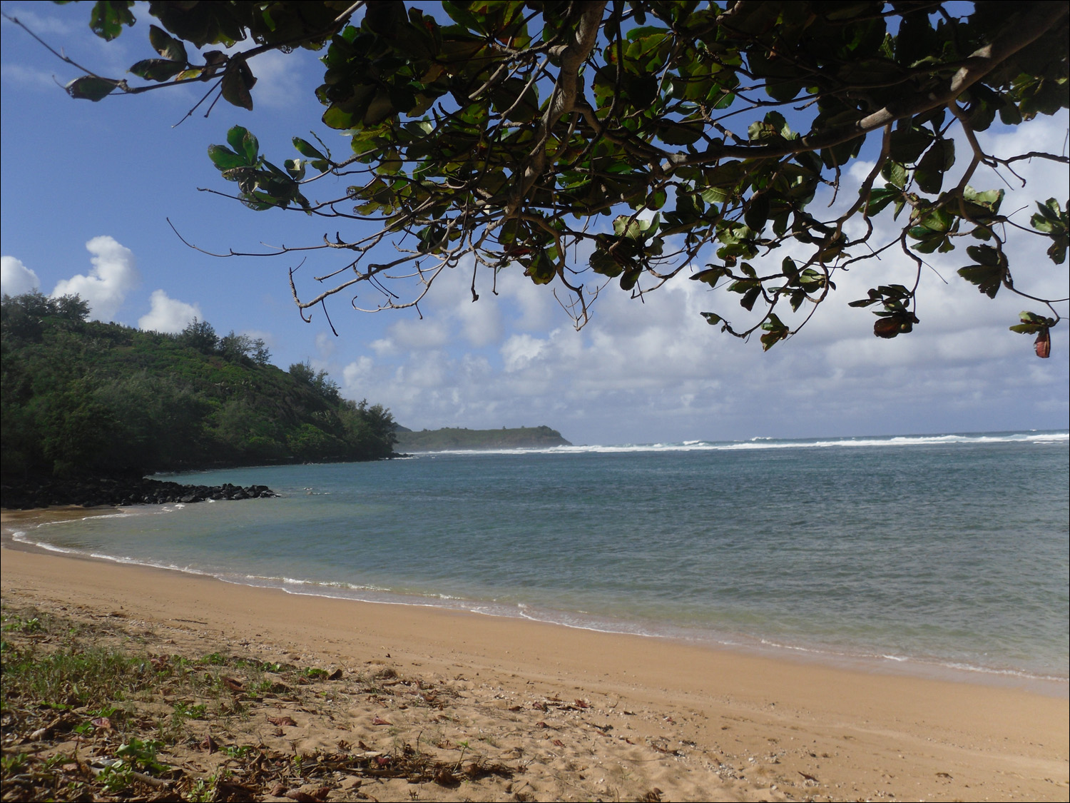 Hike to Pilaa Beach